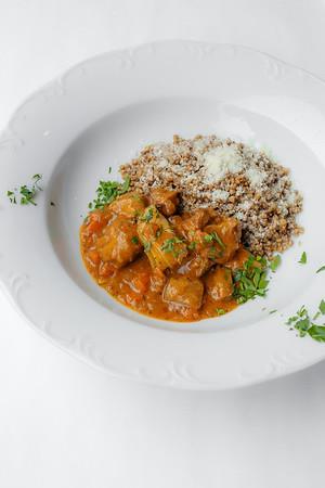 Спецатино (рагу из телятины с артишоками)