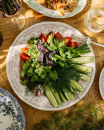 Большая садовая тарелка