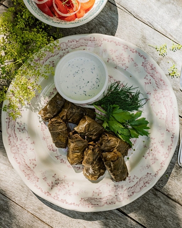 Долма в виноградных листьях по-авлабарски