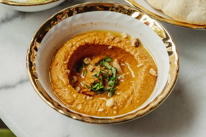 Мухаммара, дип из сладких перцев и оливкового масла