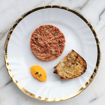 Тартар из мраморной говядины