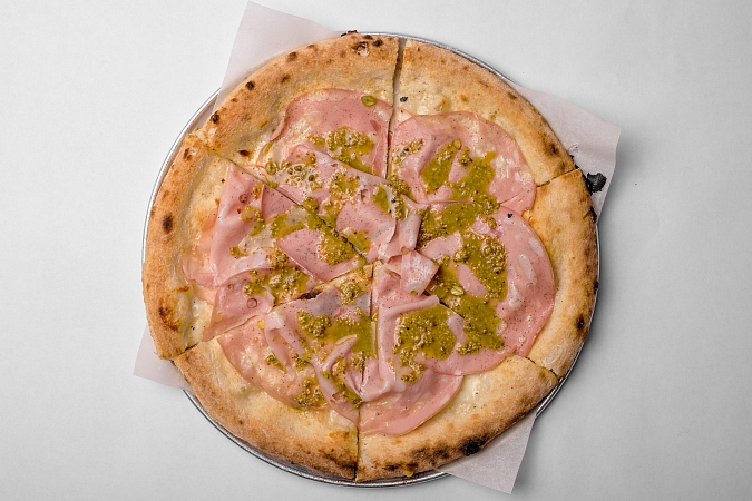 Мортаделла с фисташками