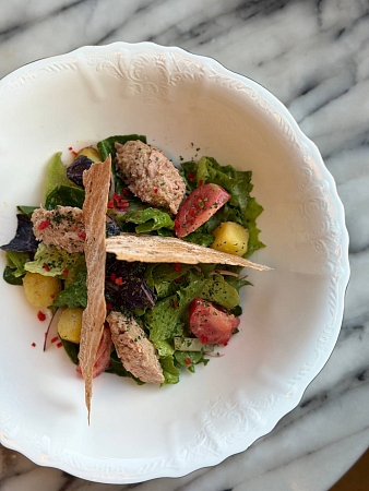 Салат с тунцом