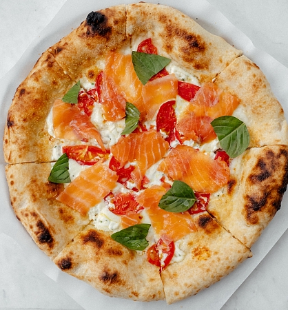 Неаполитанская с лососем