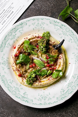 Хумус с запеченным баклажаном